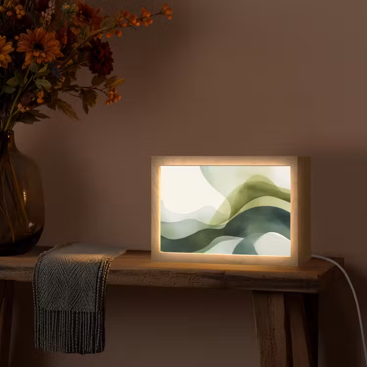 Golven - Abstract - Lichtgroen - Sierlijk Light Box met kabel (Tafellamp) klein -sfeer4