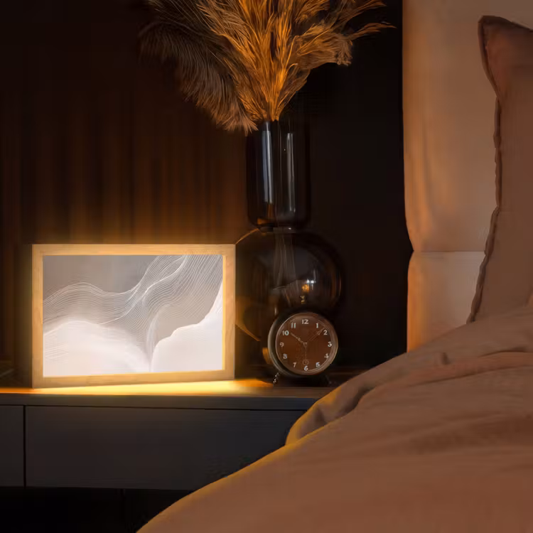 Golvende lijnen - Luchtstromen - Harmonieus Light Box met kabel (Tafellamp) klein -sfeer1