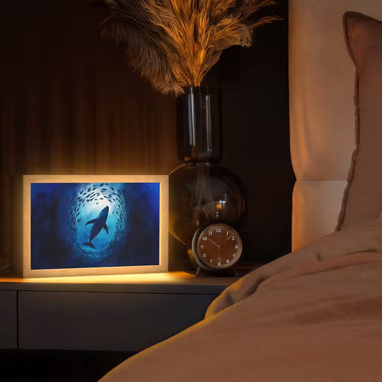 Walvis - Vissen - Donkerblauw Light Box met kabel (Tafellamp) klein -sfeer1