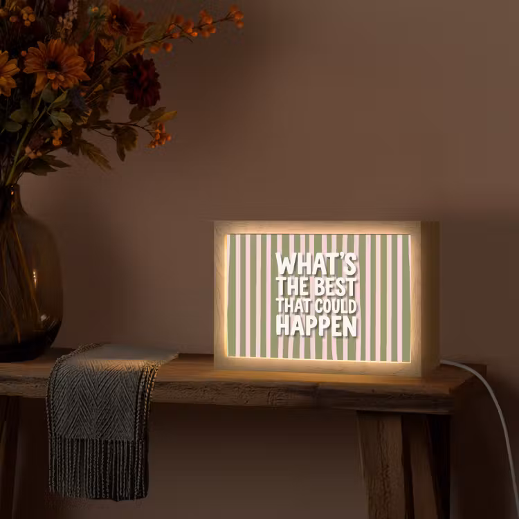 What's the best that could happen - Strepen - Groen - Roze Light Box met kabel (Tafellamp) klein -sfeer4