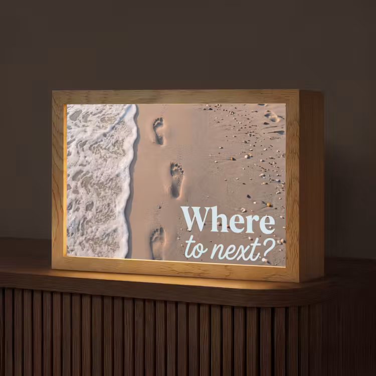 Where to next - Strand - Voetstappen Light Box met kabel (Tafellamp) klein -z3d_website