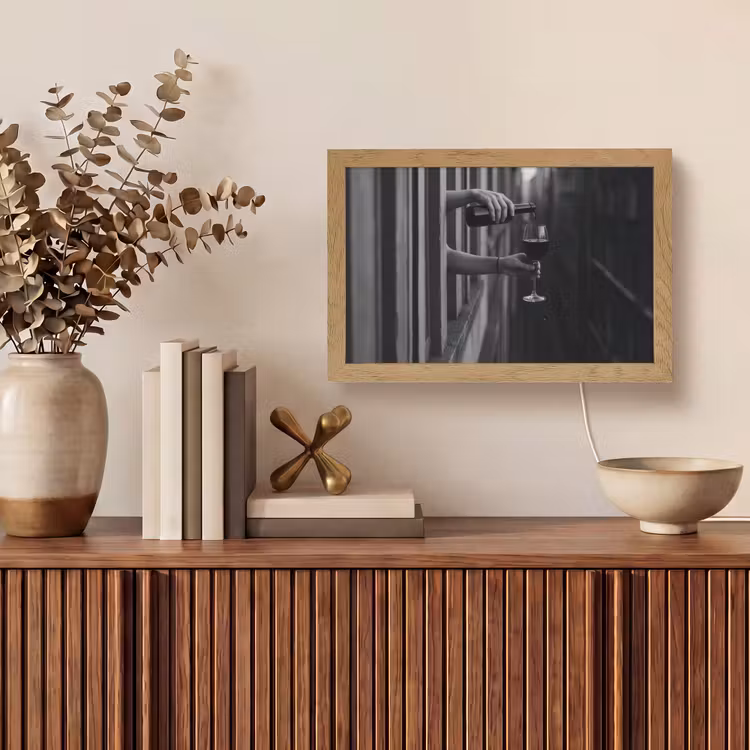 Wijnfles - Glas - Handen - Raam Light Box met kabel (Tafellamp) klein -sfeer2