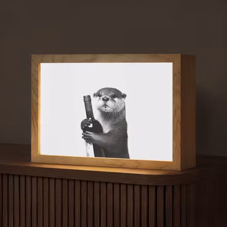 Wijnfles - Otter - Zwart Light Box met kabel (Tafellamp) klein -z3d_website
