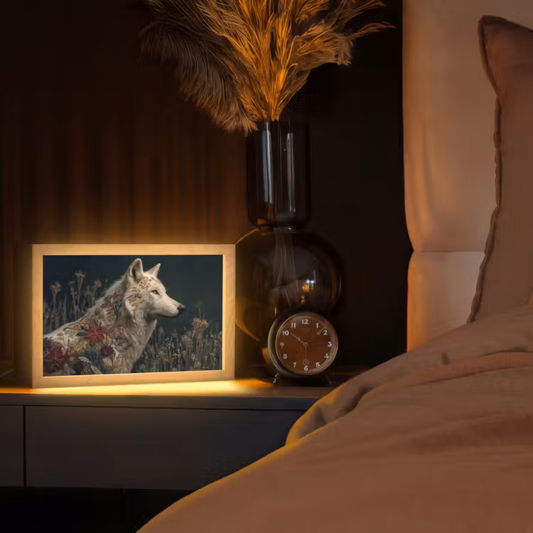 Wolf - Bloemen - Natuur Light Box met kabel (Tafellamp) klein -sfeer1