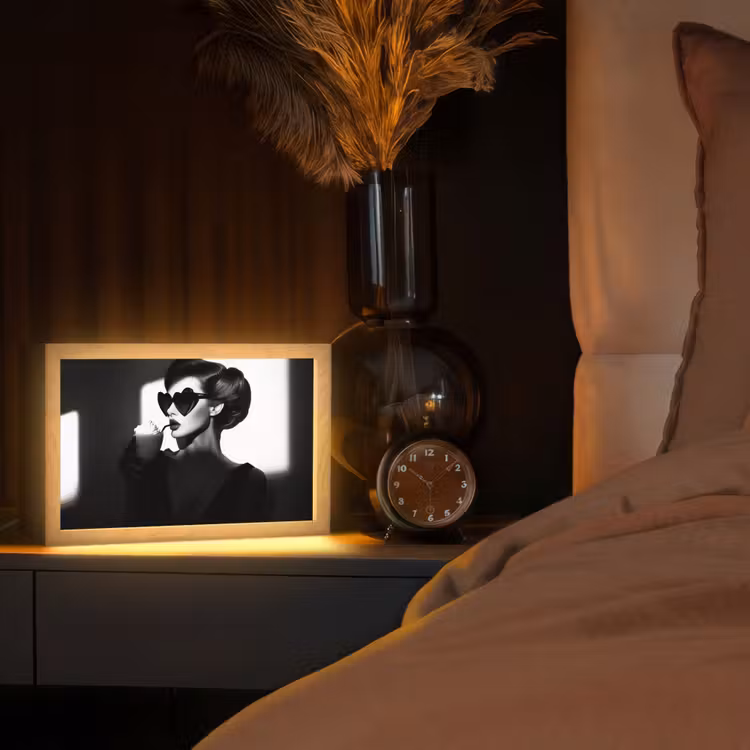 Vrouw - Zwart - Hart Light Box met kabel (Tafellamp) klein -sfeer1