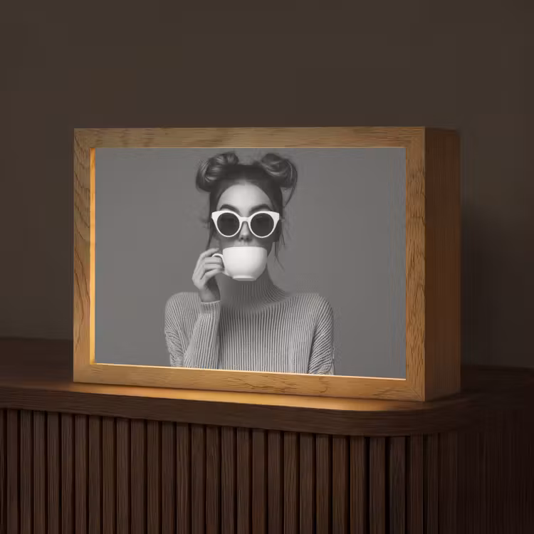 Vrouw - Koffie - Zwart - Wit Light Box met kabel (Tafellamp) klein -z3d_website