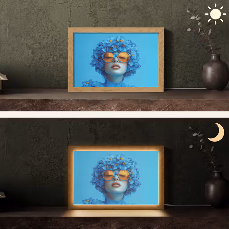 Vrouw - Bloem - Blauw - Modern - Bril - Portret Light Box met kabel (Tafellamp) klein -sfeer3