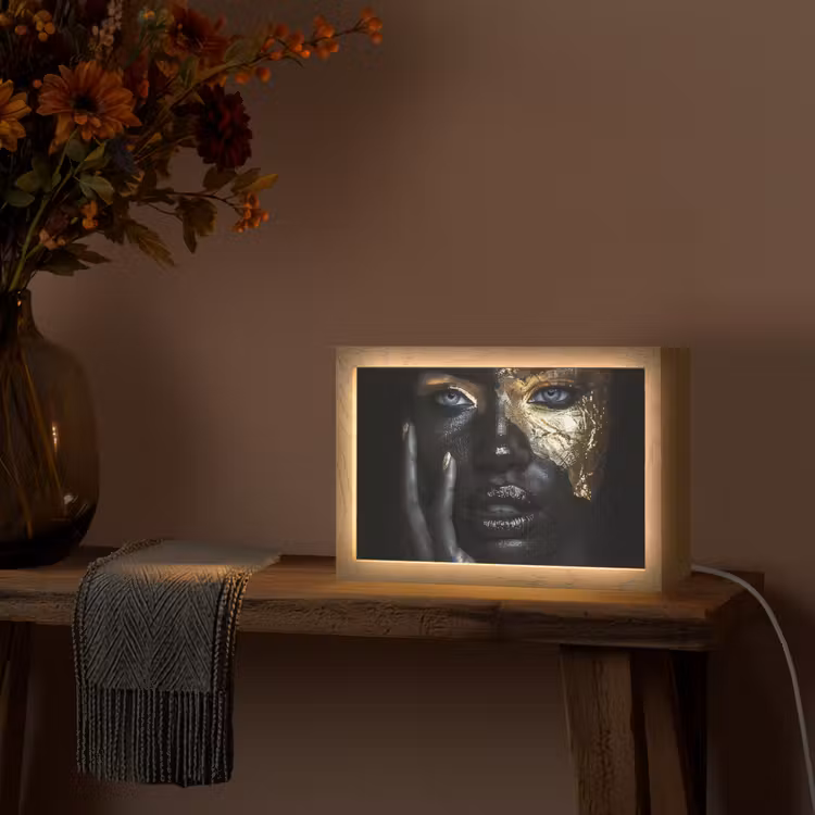 Vrouw - Goud - Portret - Modern - Zwart - Abstract Light Box met kabel (Tafellamp) klein -sfeer4