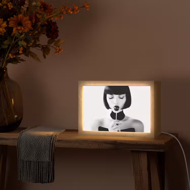 Vrouw - Lolly - Zwart - Wit Light Box met kabel (Tafellamp) klein -sfeer4