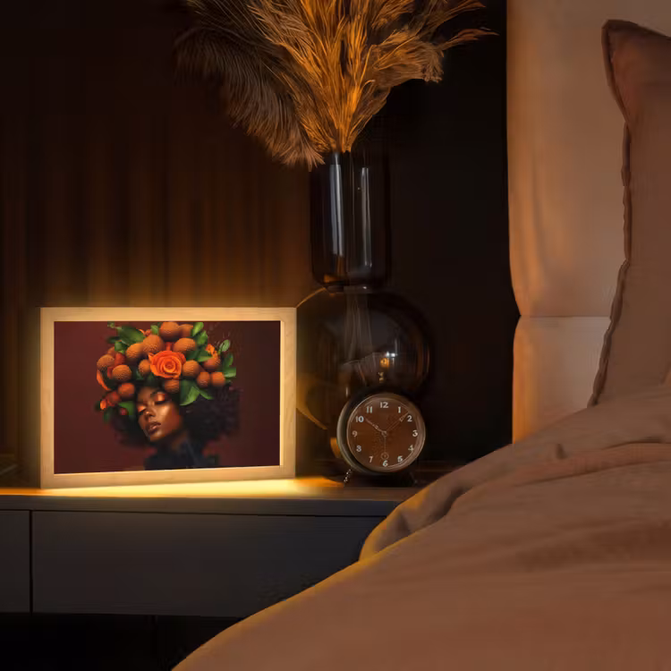 Vrouw - lychee - exotisch Light Box met kabel (Tafellamp) klein -sfeer1