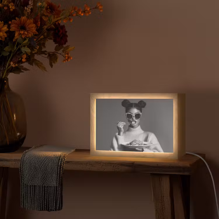 Vrouw - Pasta - Zonnebril Light Box met kabel (Tafellamp) klein -sfeer4