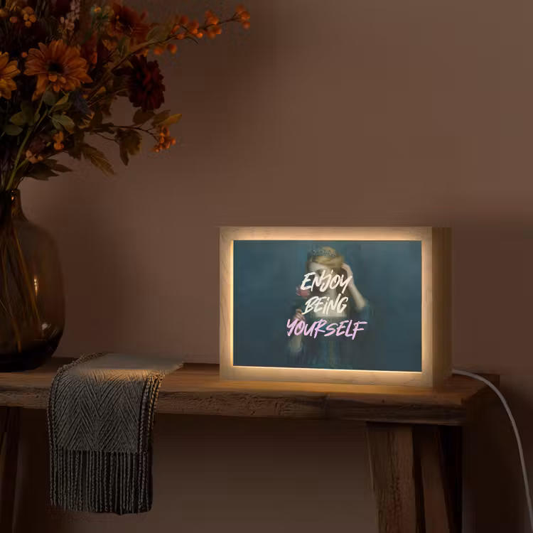 Vrouw - Roos - Quote Light Box met kabel (Tafellamp) klein -sfeer4