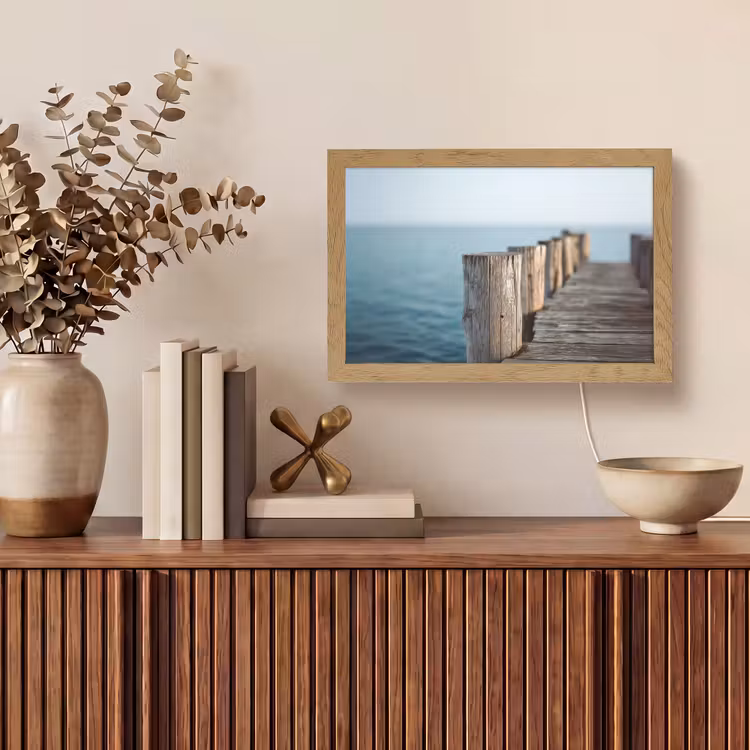 Houten steiger - Helderblauwe lucht Light Box met kabel (Tafellamp) klein -sfeer2