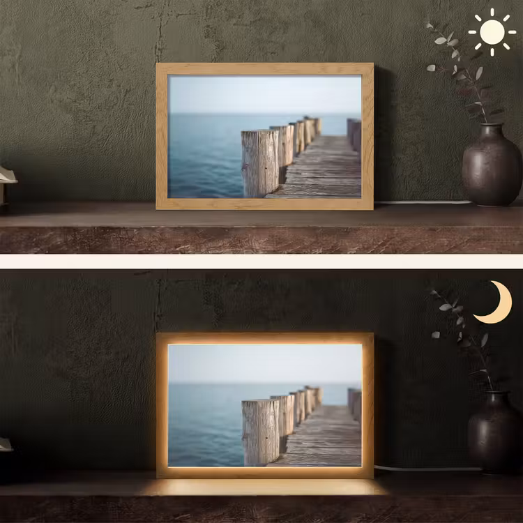 Houten steiger - Helderblauwe lucht Light Box met kabel (Tafellamp) klein -sfeer3