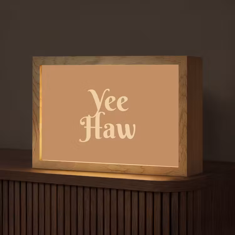 Yee haw - Bruin - Minimalistisch Light Box met kabel (Tafellamp) klein -z3d_website