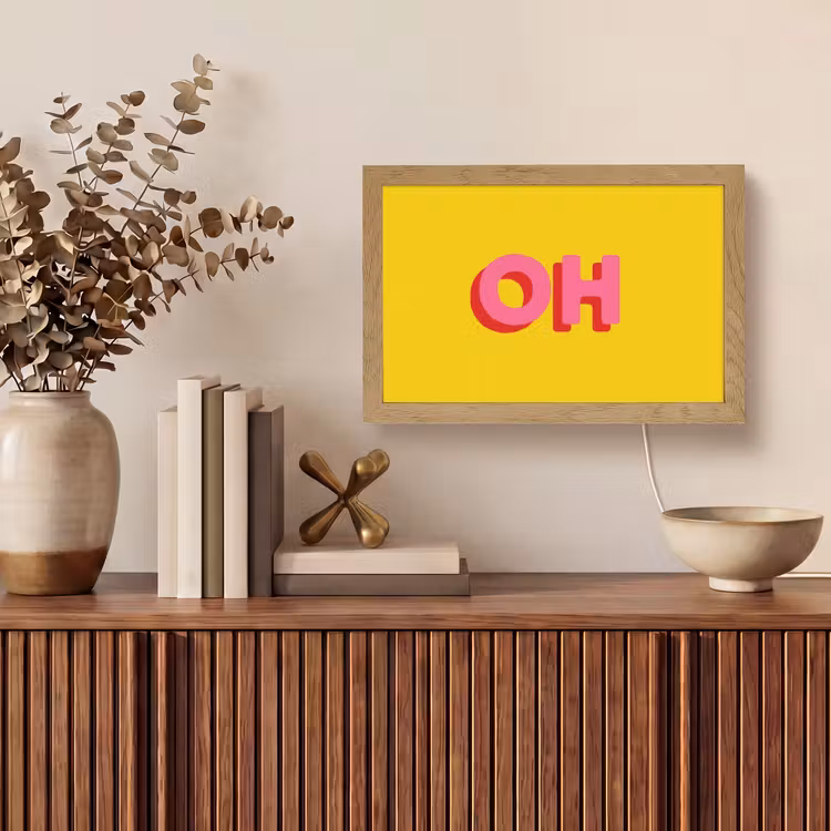 Geel - Roze - Oh - 3D Light Box met kabel (Tafellamp) klein -sfeer2