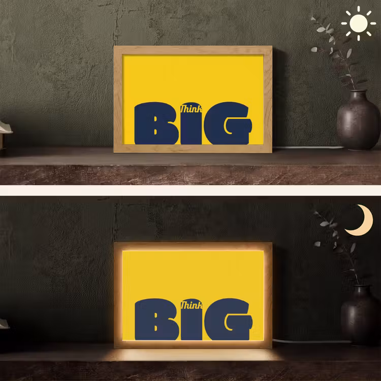 Geel - Think big - Grafisch Light Box met kabel (Tafellamp) klein -sfeer3