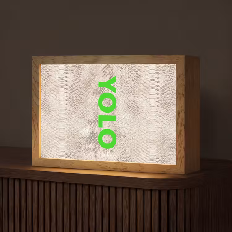 YOLO - Groen - Neon - Slangenprnt Light Box met kabel (Tafellamp) klein -z3d_website