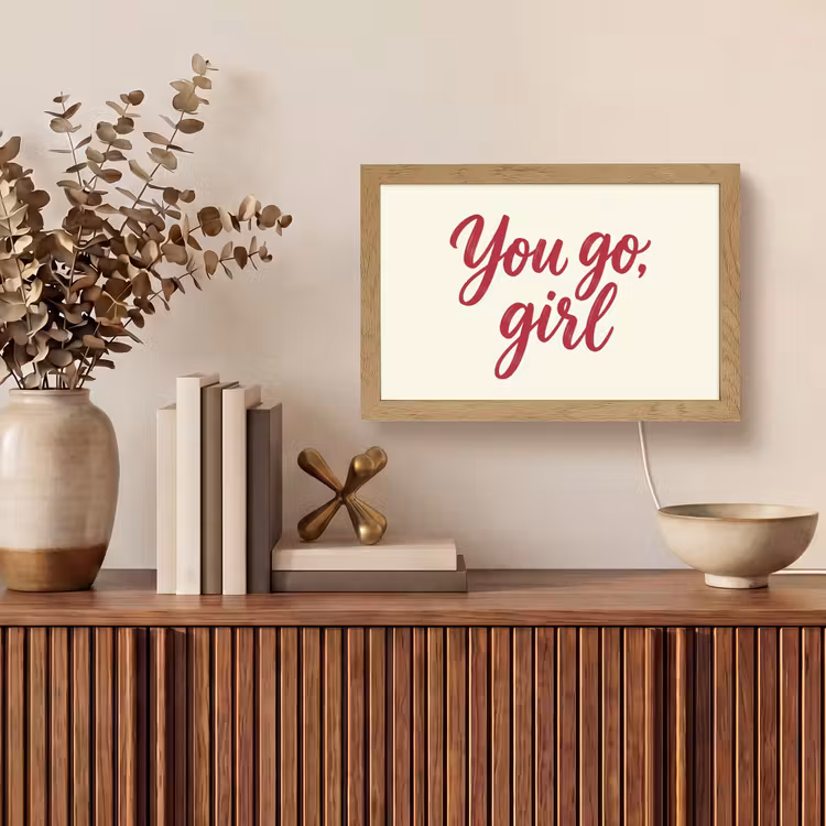 you go girl - Rood - Wit Light Box met kabel (Tafellamp) klein -sfeer2