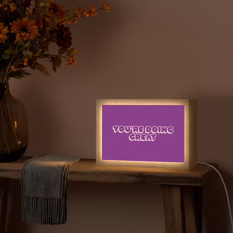 You're doing great - Paars - Bubble letters Light Box met kabel (Tafellamp) klein -sfeer4
