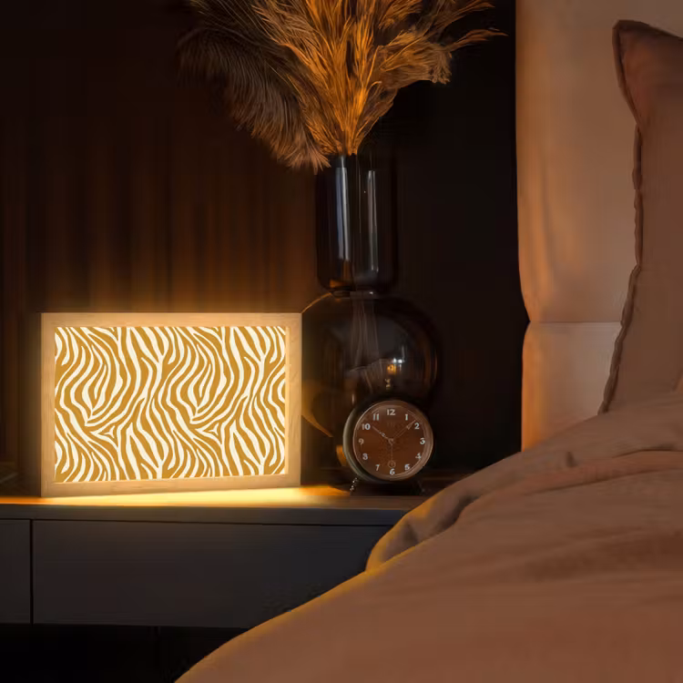 Zebra - Klassiek - Oker - Geel Light Box met kabel (Tafellamp) klein 924 -sfeer1