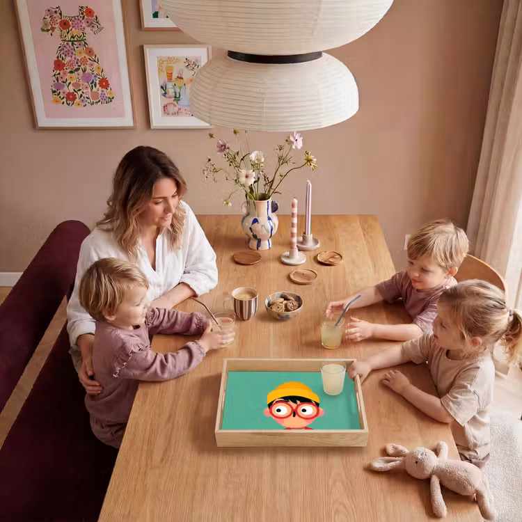 Jongen - Cartoon - Bril - Muts Dienblad Rechthoek middel -sfeer4