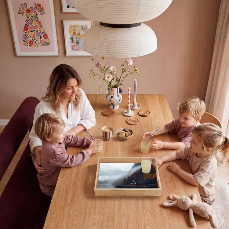 Huis - Rood - Bergen - Water Dienblad Rechthoek middel -sfeer4