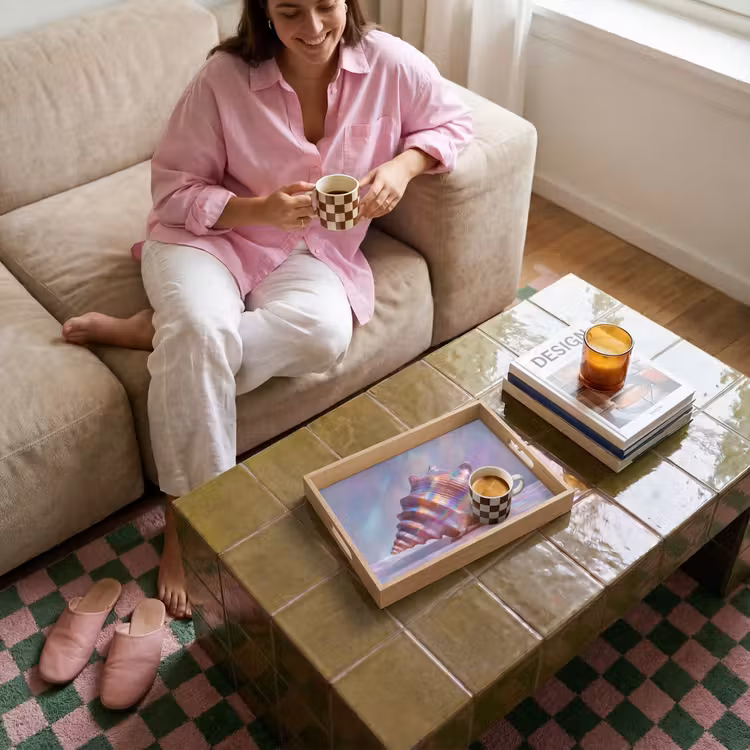 Schelp - Glanzend - Regenboogtinten Dienblad Rechthoek middel -sfeer3