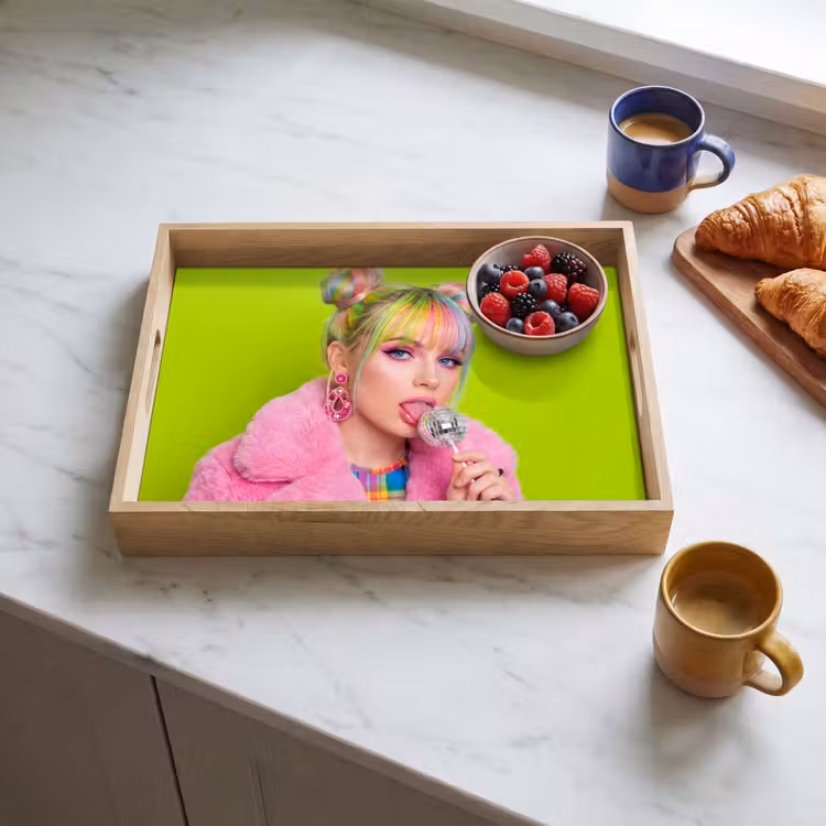 Vrouw - Kleurrijk haar - Pop art - Modern - Levendig Dienblad Rechthoek middel -sfeer2