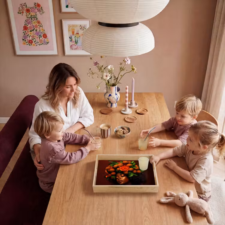 Vrouw - lychee - exotisch Dienblad Rechthoek middel -sfeer4