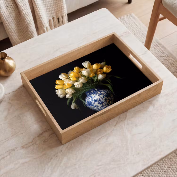 Geel - Tulpen - Vaas - Bloemen Dienblad Rechthoek middel -sfeer1