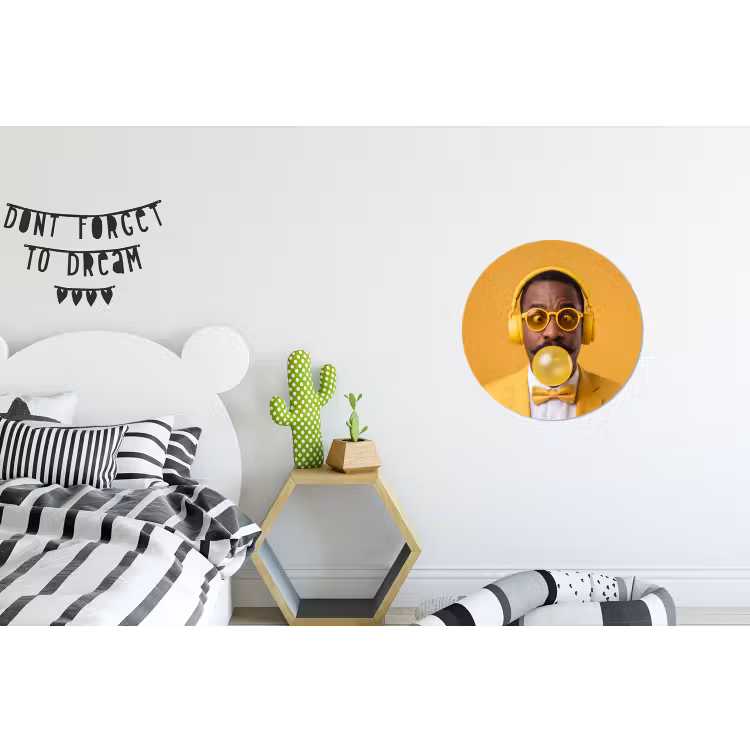 Man - Bubblegum - Portret - Geel - Modern Wandcirkel aluminium klein -kinderkamer