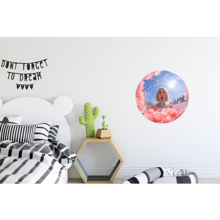Vrouw - Drank - Zomer - Roze - Blauw Wandcirkel aluminium klein -kinderkamer