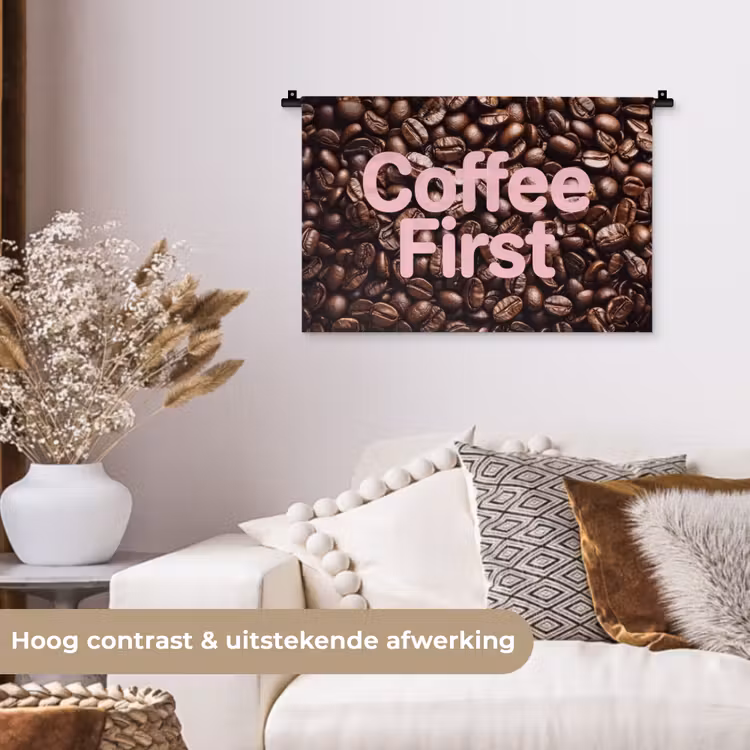 Coffee First - Koffiebonen - Roze Wandkleed katoen klein -sfeer1