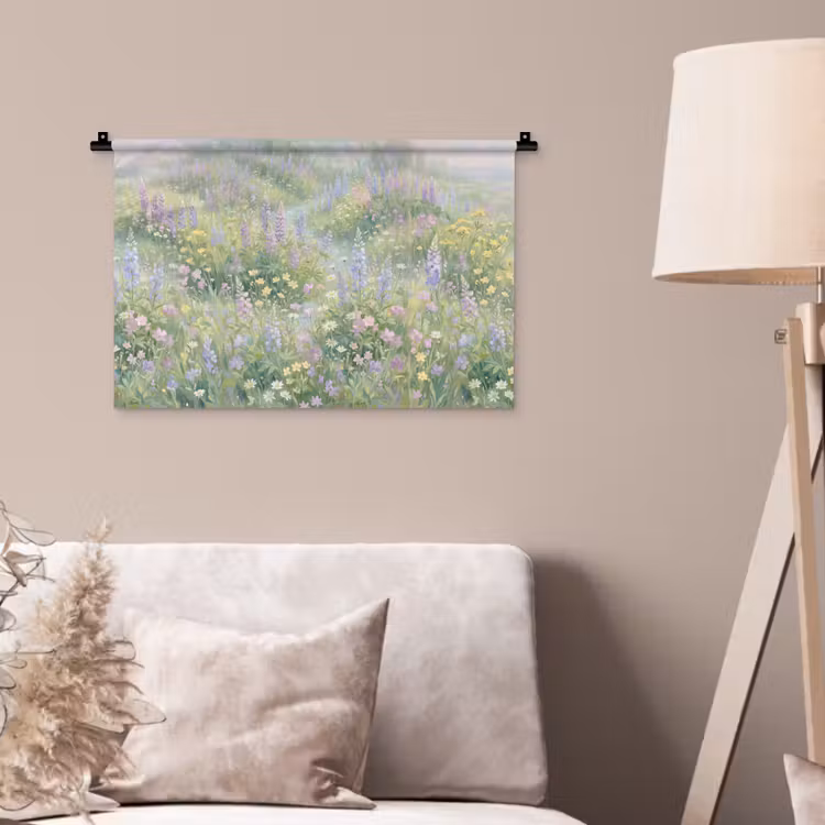 Bloemenveld - Heuvels - Kleurrijk Wandkleed katoen klein -sfeer4