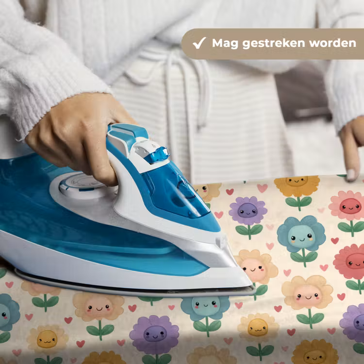 Bloemen - Hartjes - Kleurrijk Wandkleed katoen klein 269 -sfeer9