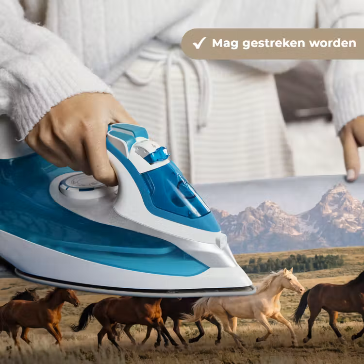 Paarden - Kudde - Bergen - Vrijheid - Wild Wandkleed katoen klein -sfeer9