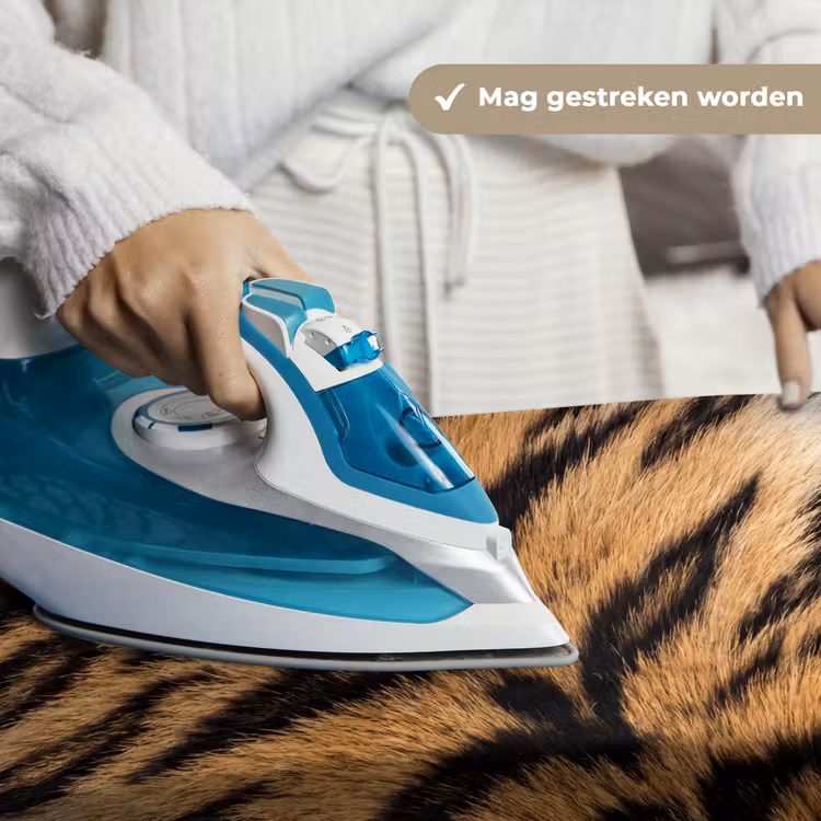 Realistisch - Tijgervacht - Zwart Wandkleed katoen klein -sfeer9