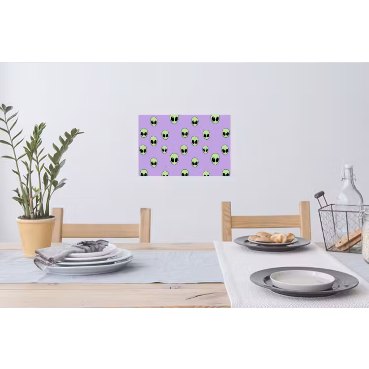 Alien - Retro - Lila Muursticker klein 286 -eettafel
