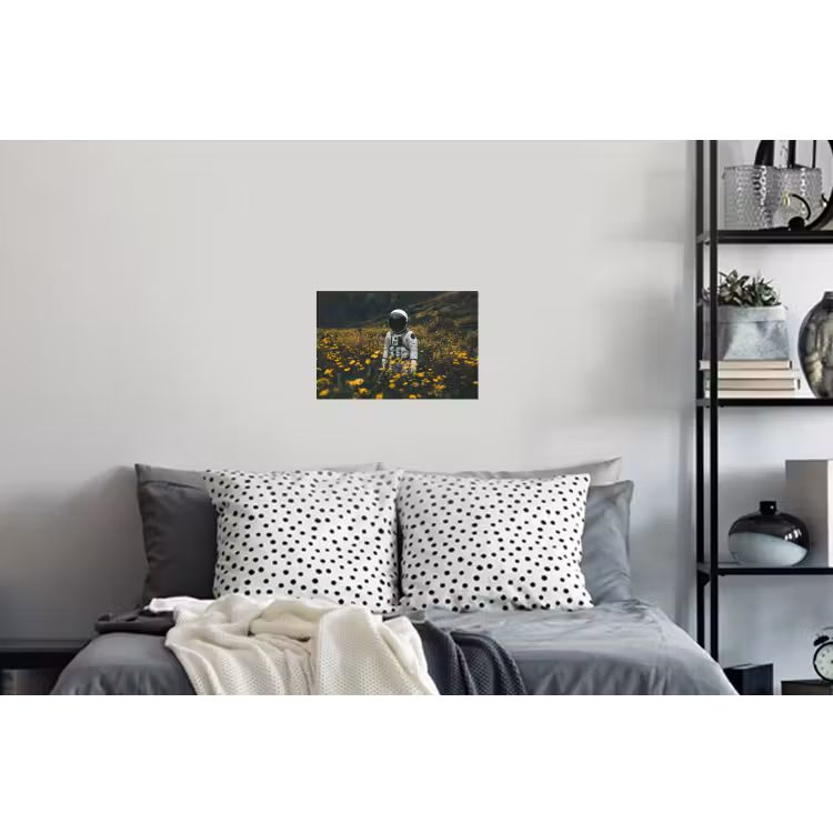 Astronaut - Bloemen - Veld - Geel Muursticker klein -slaapkamer