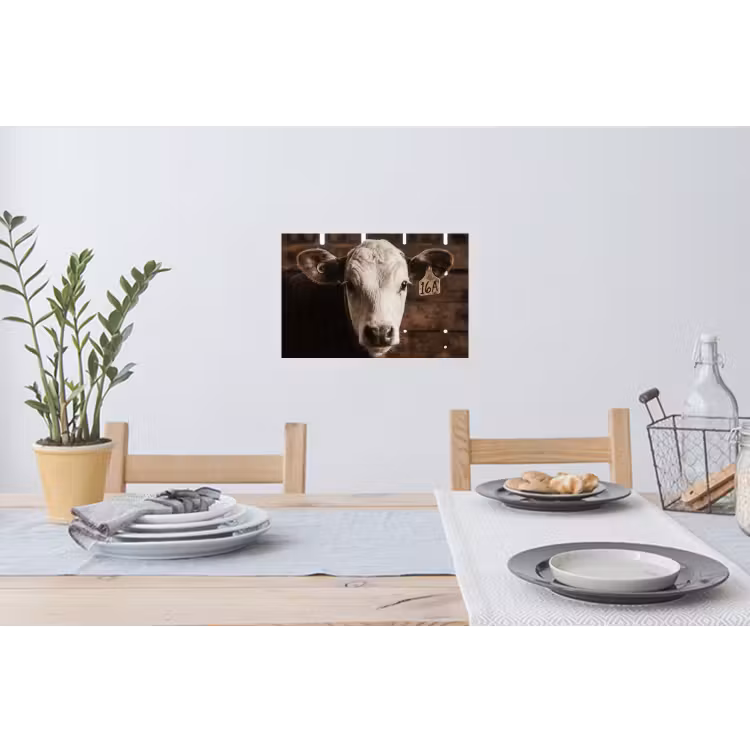 Kalf - Oormerk - Houten stal Muursticker klein -eettafel