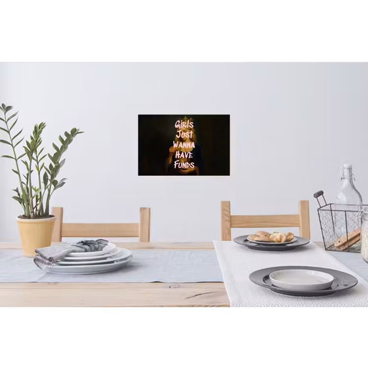 Kroon - Vrouw - Jurk - Opvallend Muursticker klein -eettafel