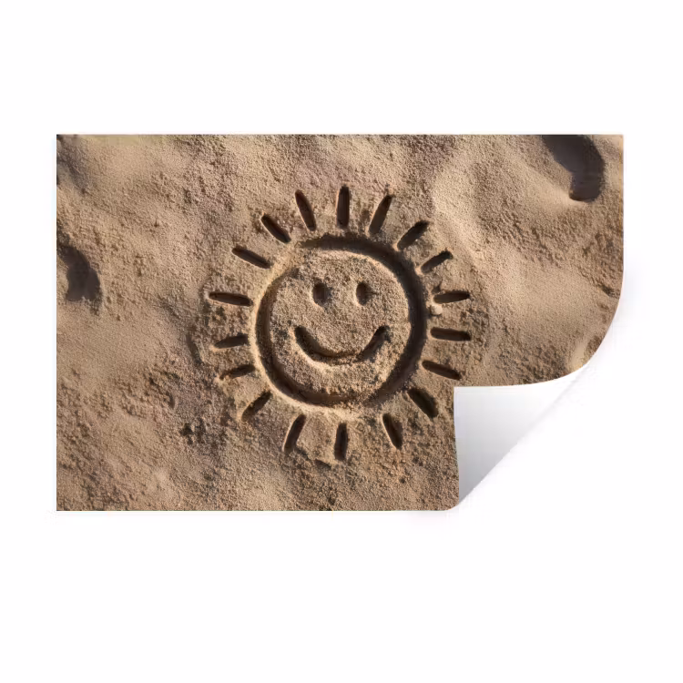 Gezichtje - Zon - Zand - Getekend Muursticker klein -3d