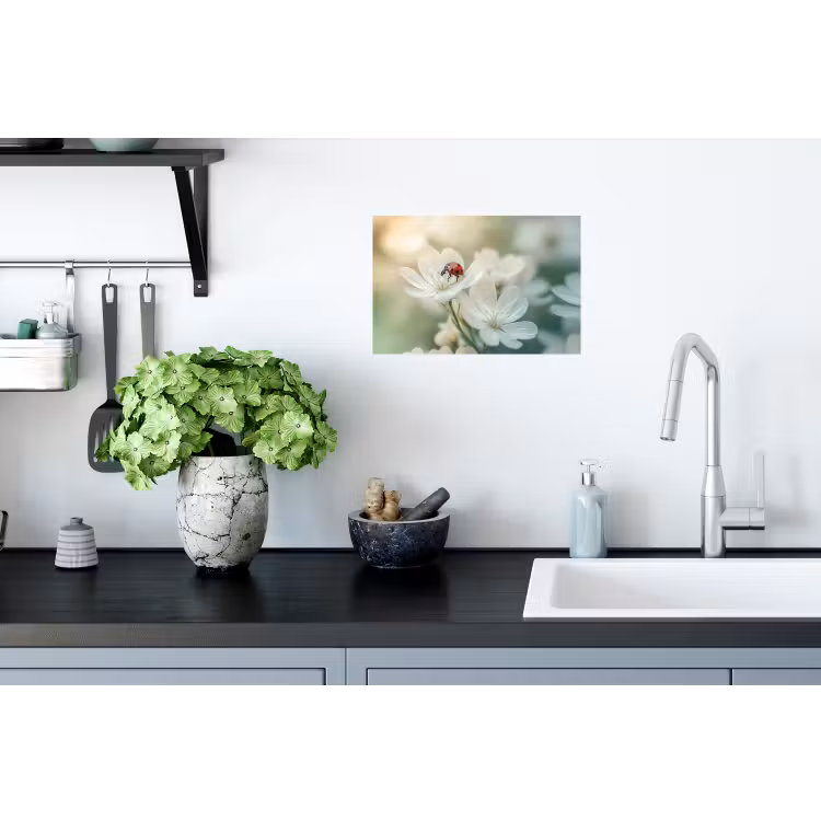 Lieveheersbeestje - Bloemen - Wit Muursticker klein -keuken