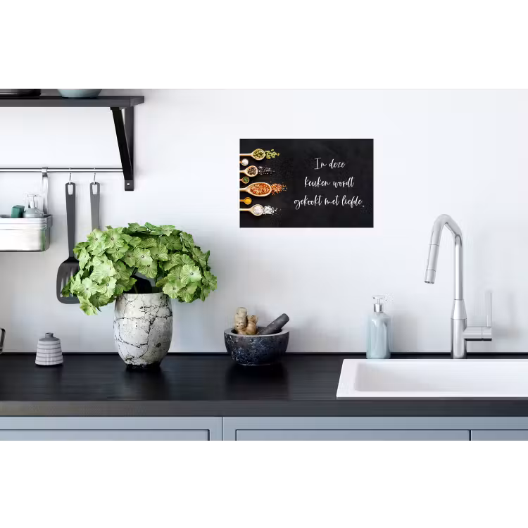 Quotes - Keuken - Spreuken - In deze keuken wordt gekookt met liefde - Liefde Muursticker klein -keuken