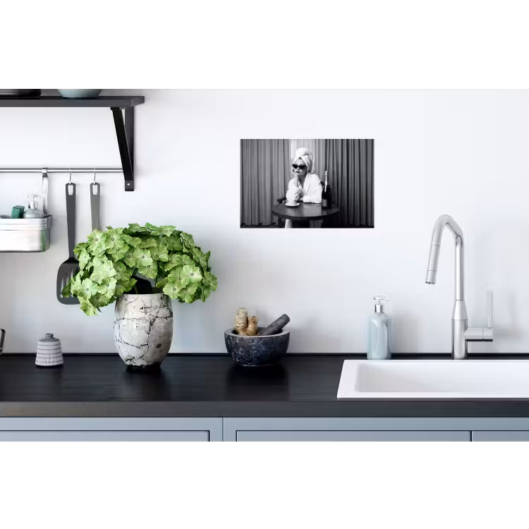 Vrouw - Bubbels - Zwart - Wit Muursticker klein -keuken