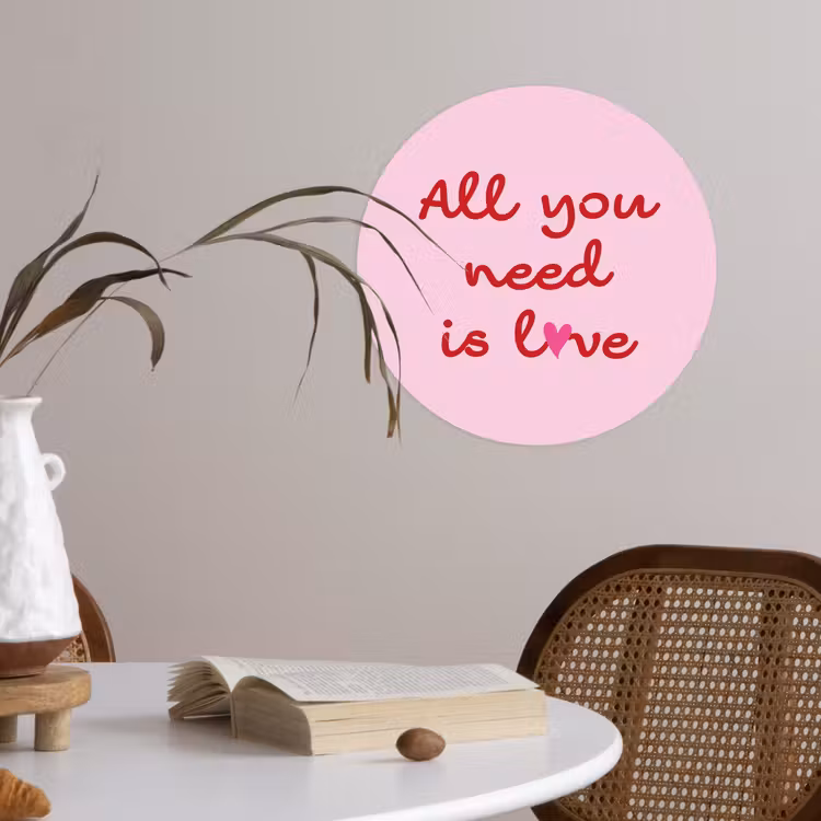 Tekst - Roze - Love - Hart Wandcirkel behangsticker klein -sfeer3