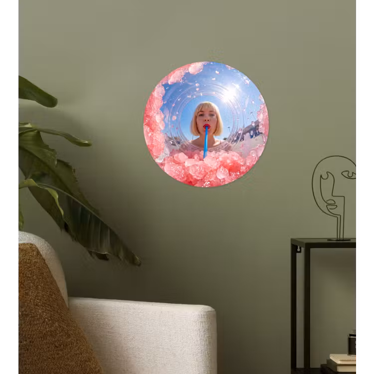 Vrouw - Drank - Zomer - Roze - Blauw Wandcirkel behangsticker klein -sfeer2
