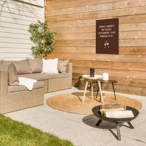 Bruin - Zomer - Quote - Drinken Tuinposter op houten frame 2 cm dik klein -sfeer2