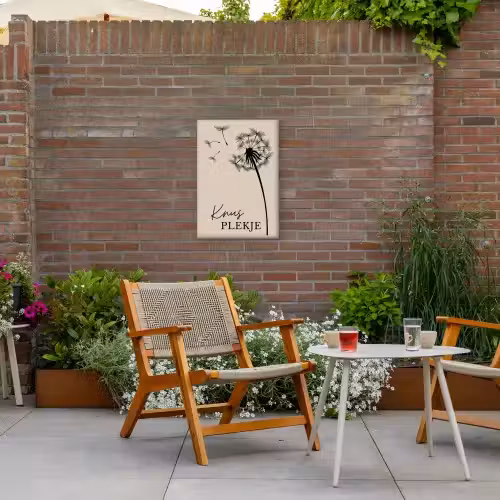 Knus Plekje met Paardenbloem Tuinposter op houten frame 2 cm dik klein -sfeer3